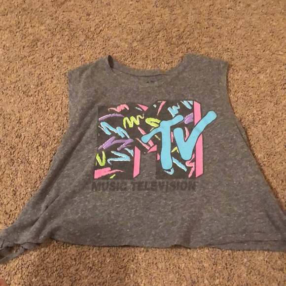 crop top, t-shirt. - Picture 1 of 2